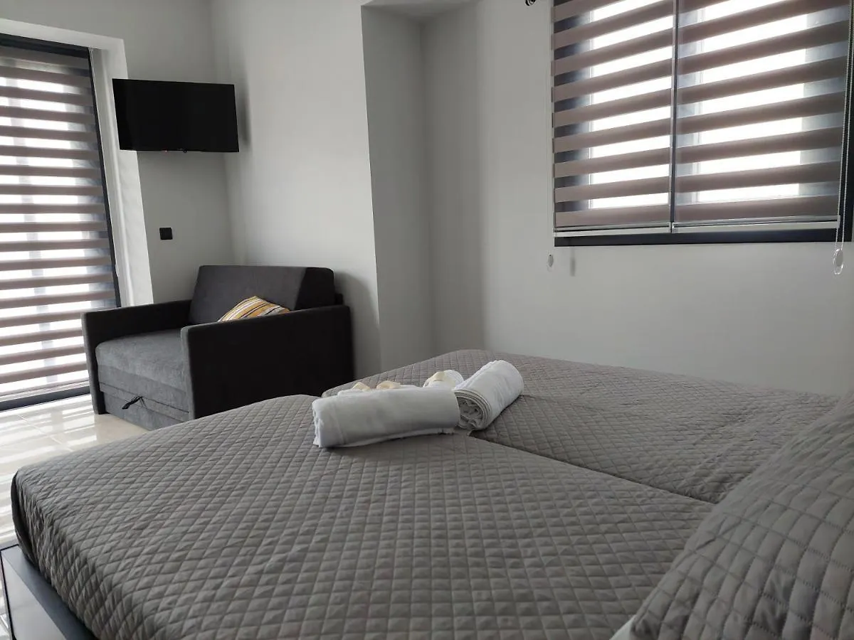 Luana Monte Apartments Αμουδάρα